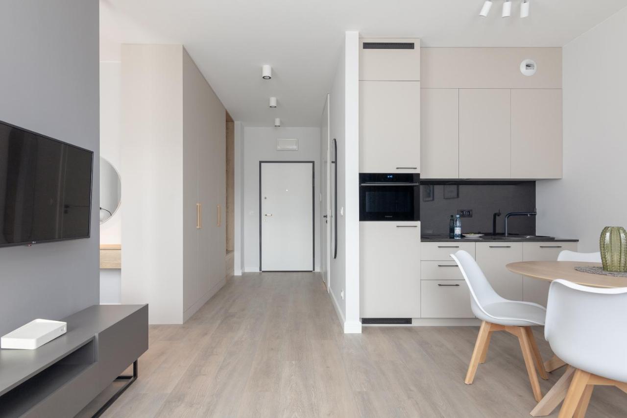 Warsaw Spire Stylish Apartament Bagian luar foto