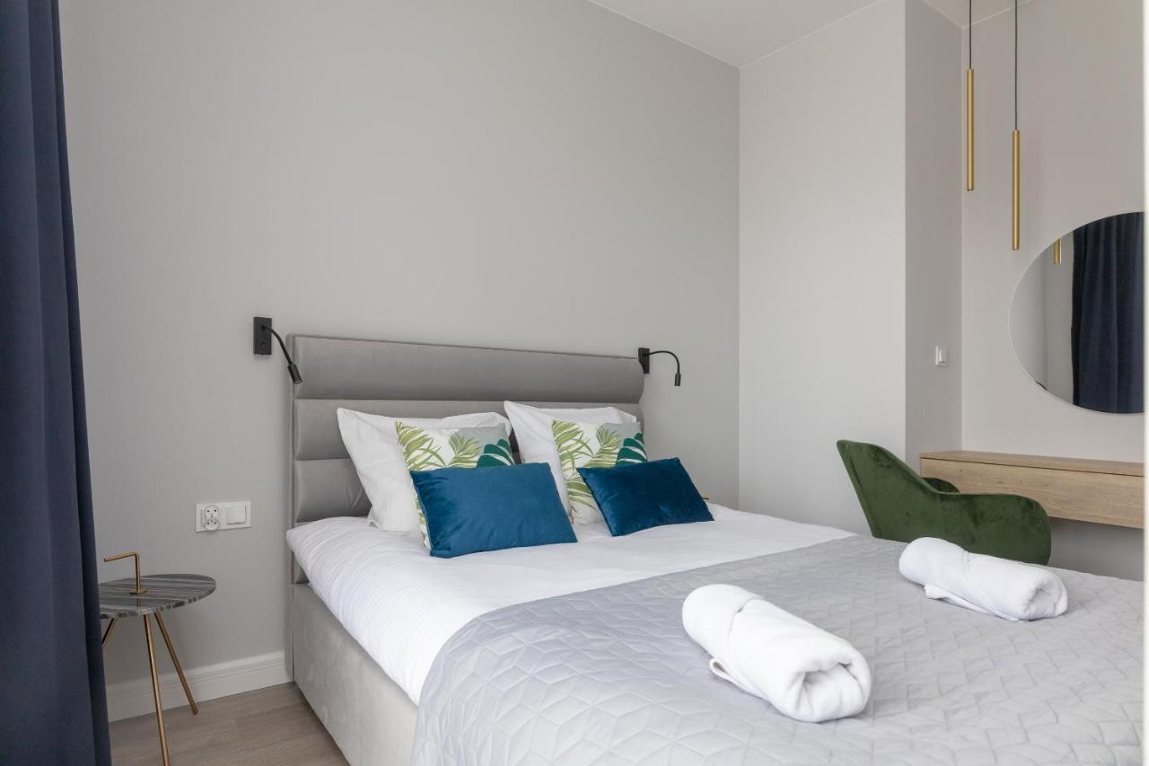 Warsaw Spire Stylish Apartament Bagian luar foto