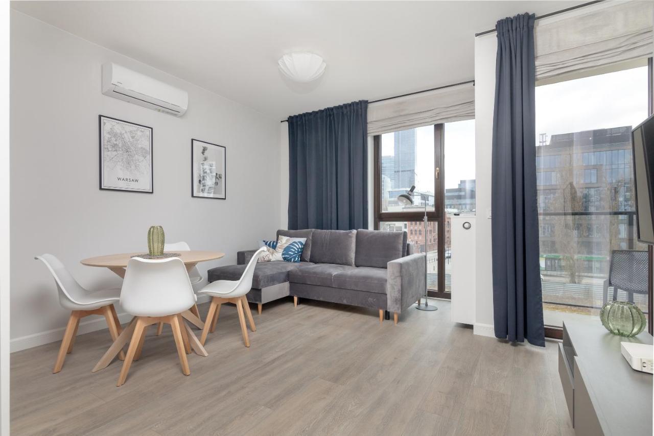 Warsaw Spire Stylish Apartament Bagian luar foto