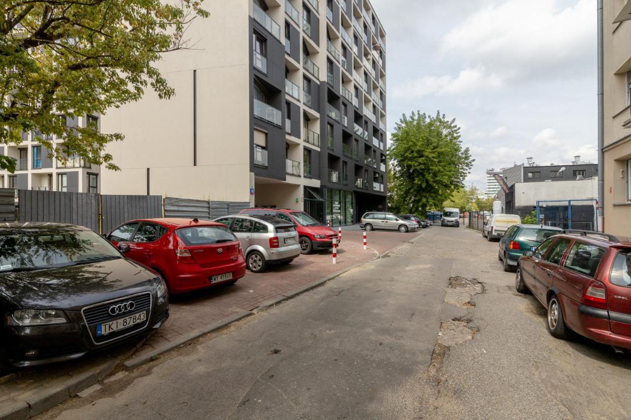 Warsaw Spire Stylish Apartament Bagian luar foto