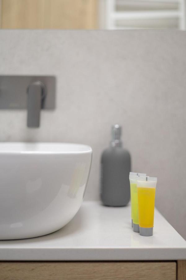 Warsaw Spire Stylish Apartament Bagian luar foto