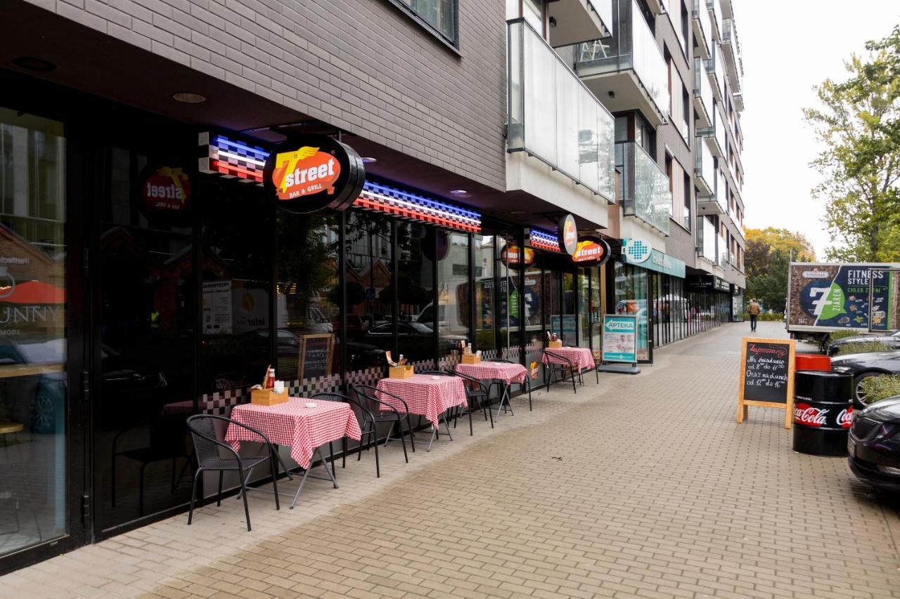 Warsaw Spire Stylish Apartament Bagian luar foto
